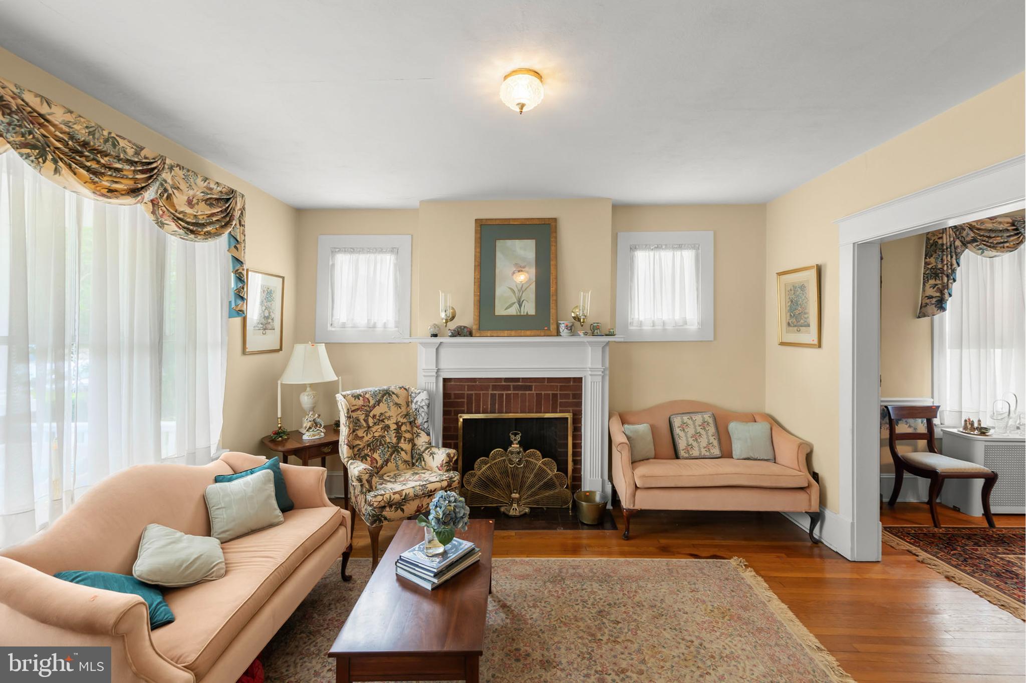 DOWNTOWN WINCHESTER - Residential