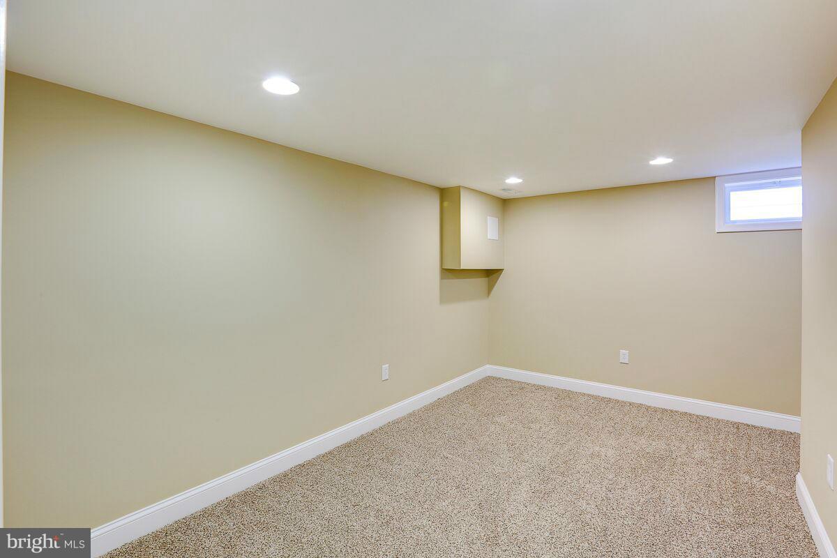 RANDALL RIDGE - Residential