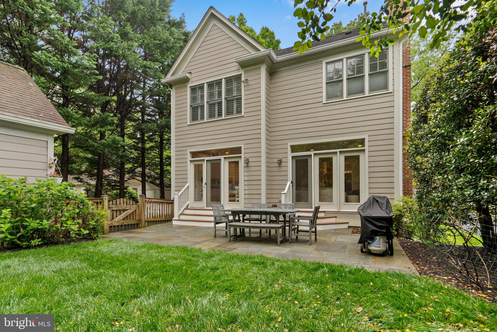 GARRETT PARK - Residential