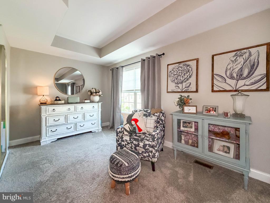 TH AT HERITAGE CNTR - Residential
