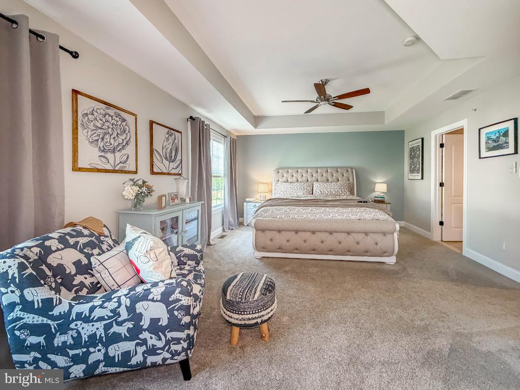 TH AT HERITAGE CNTR - Residential