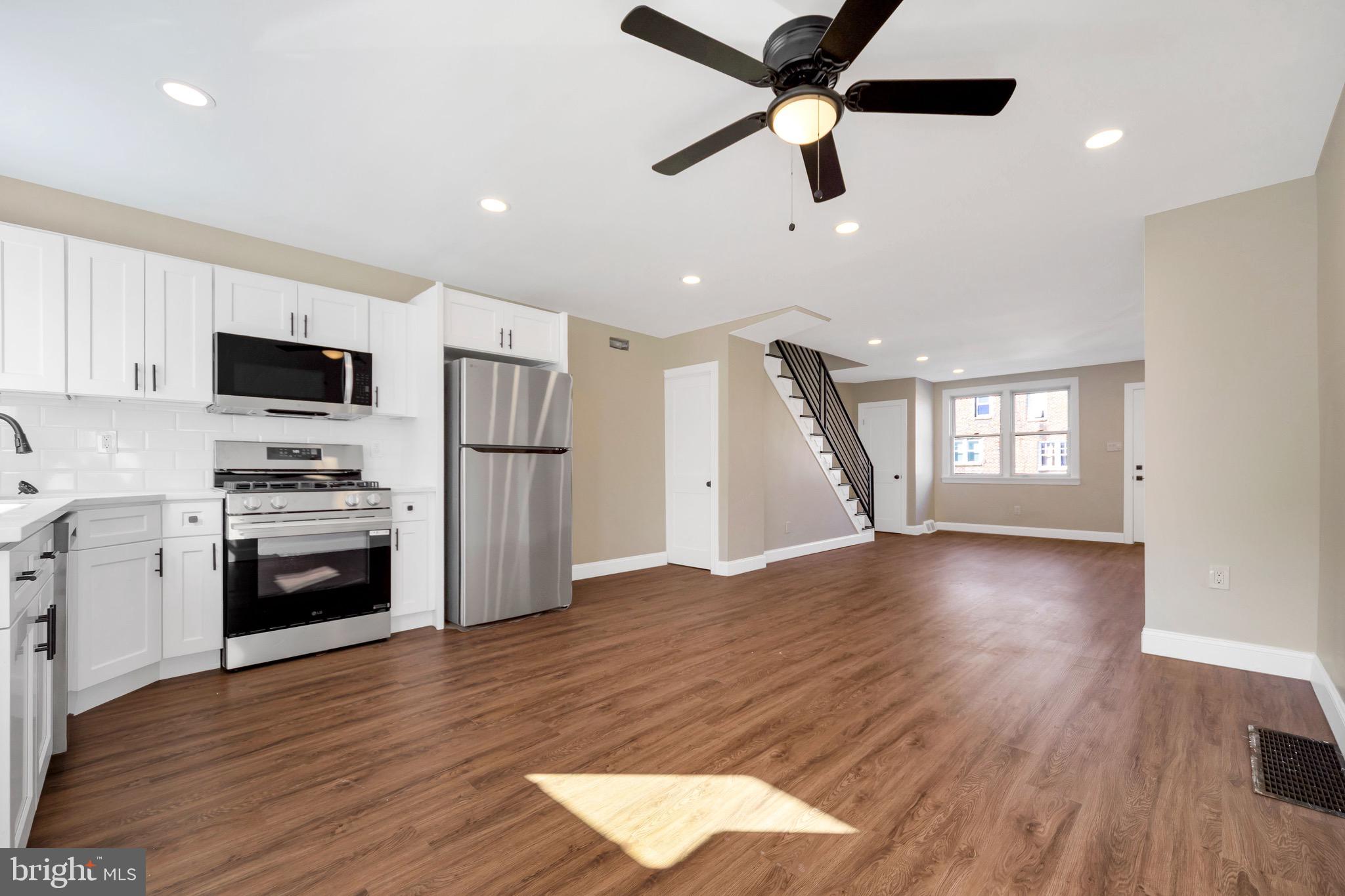 LAWNCREST - Residential