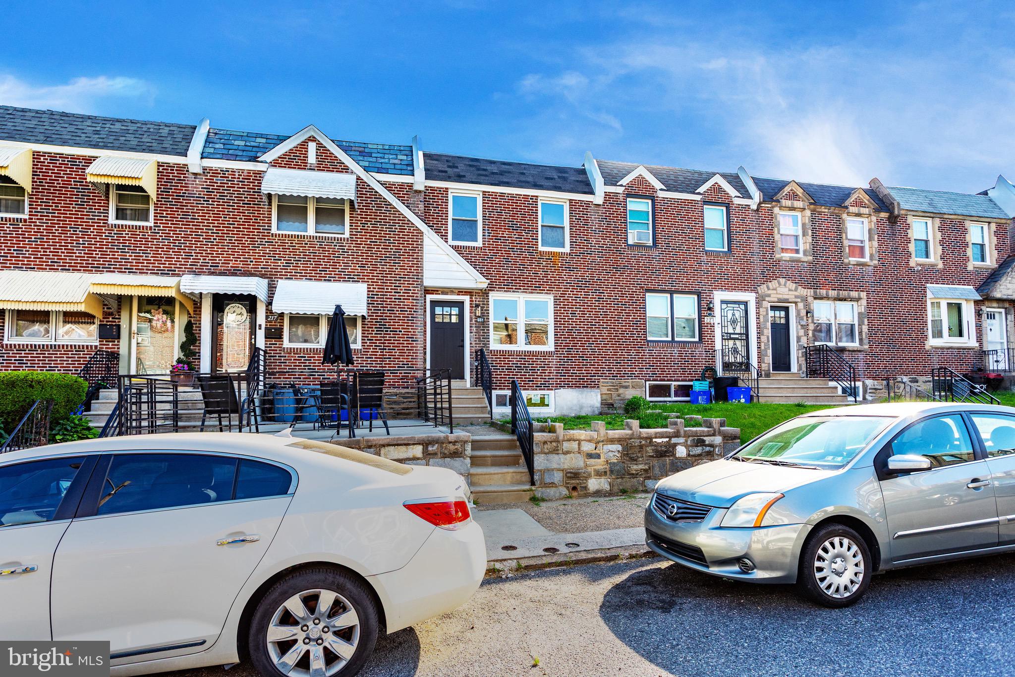LAWNCREST - Residential