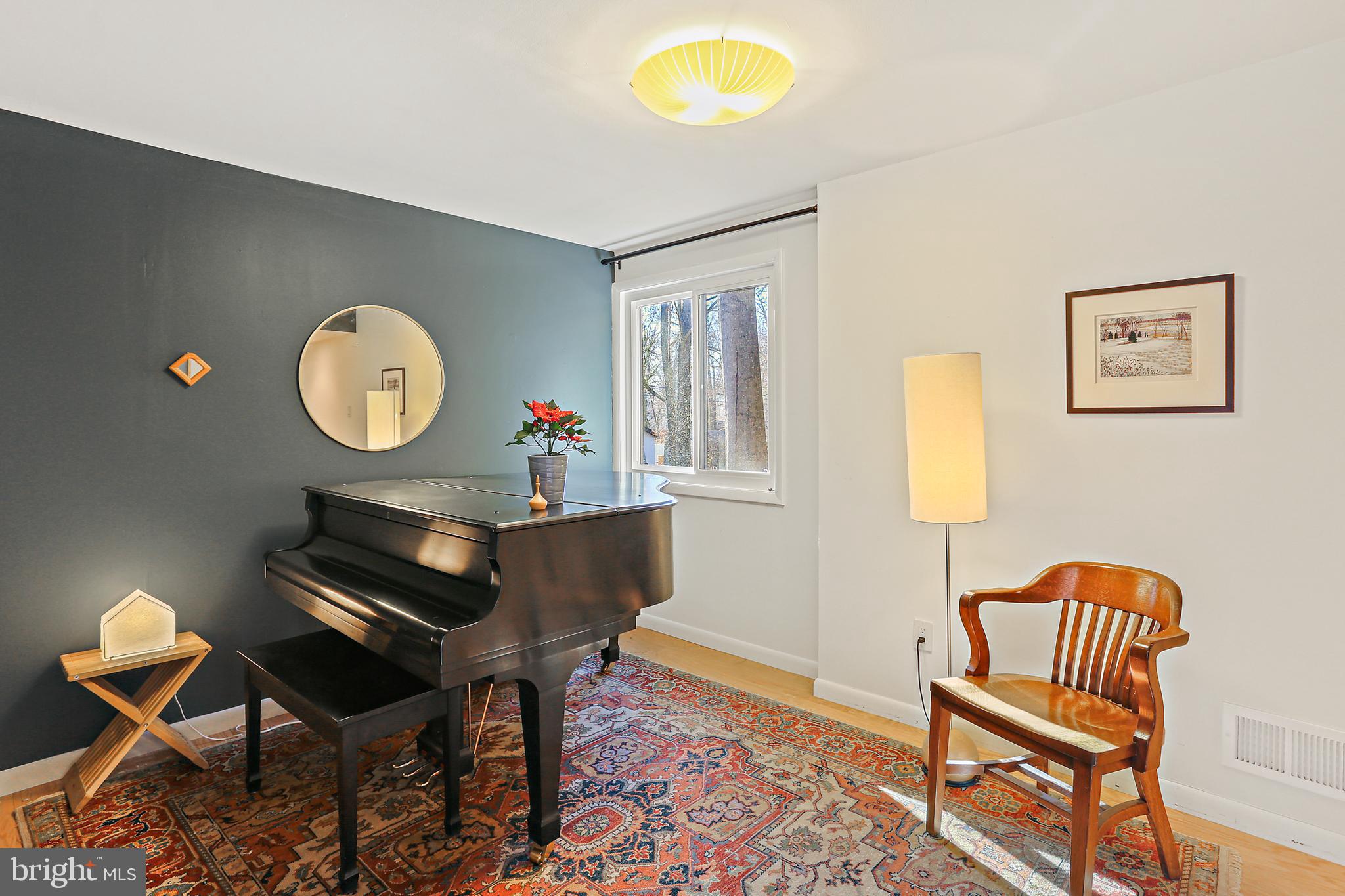 MANOR WOODS - Residential