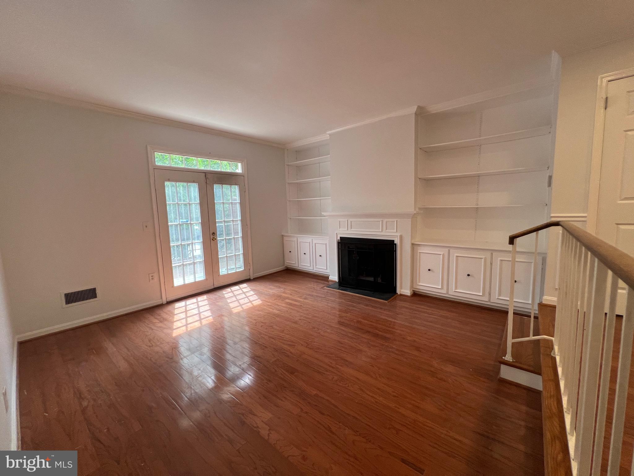 WATERGATE OF ALEXANDRIA - Residential Lease