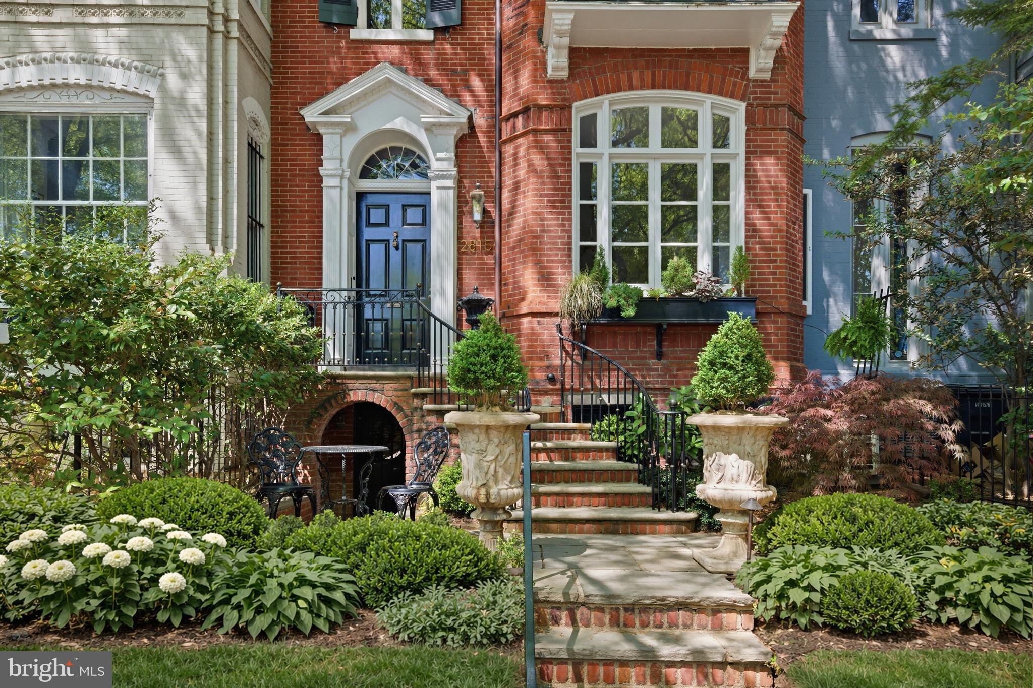 GEORGETOWN - Residential