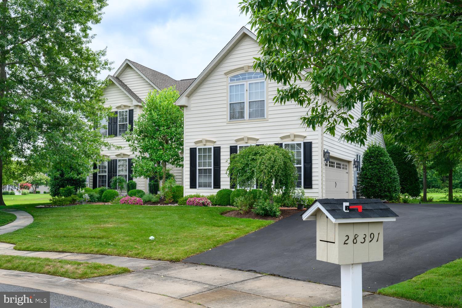 EASTON CLUB - Residential