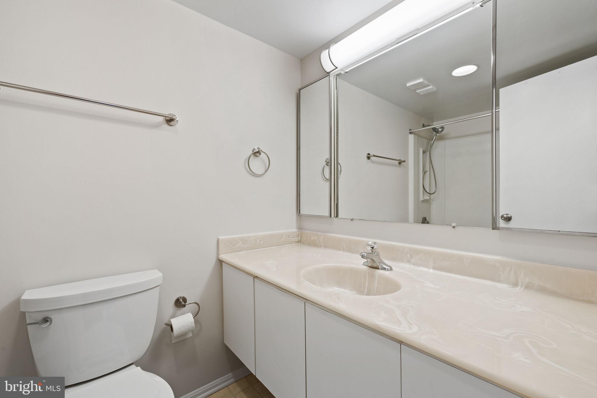 MONTEBELLO - Residential
