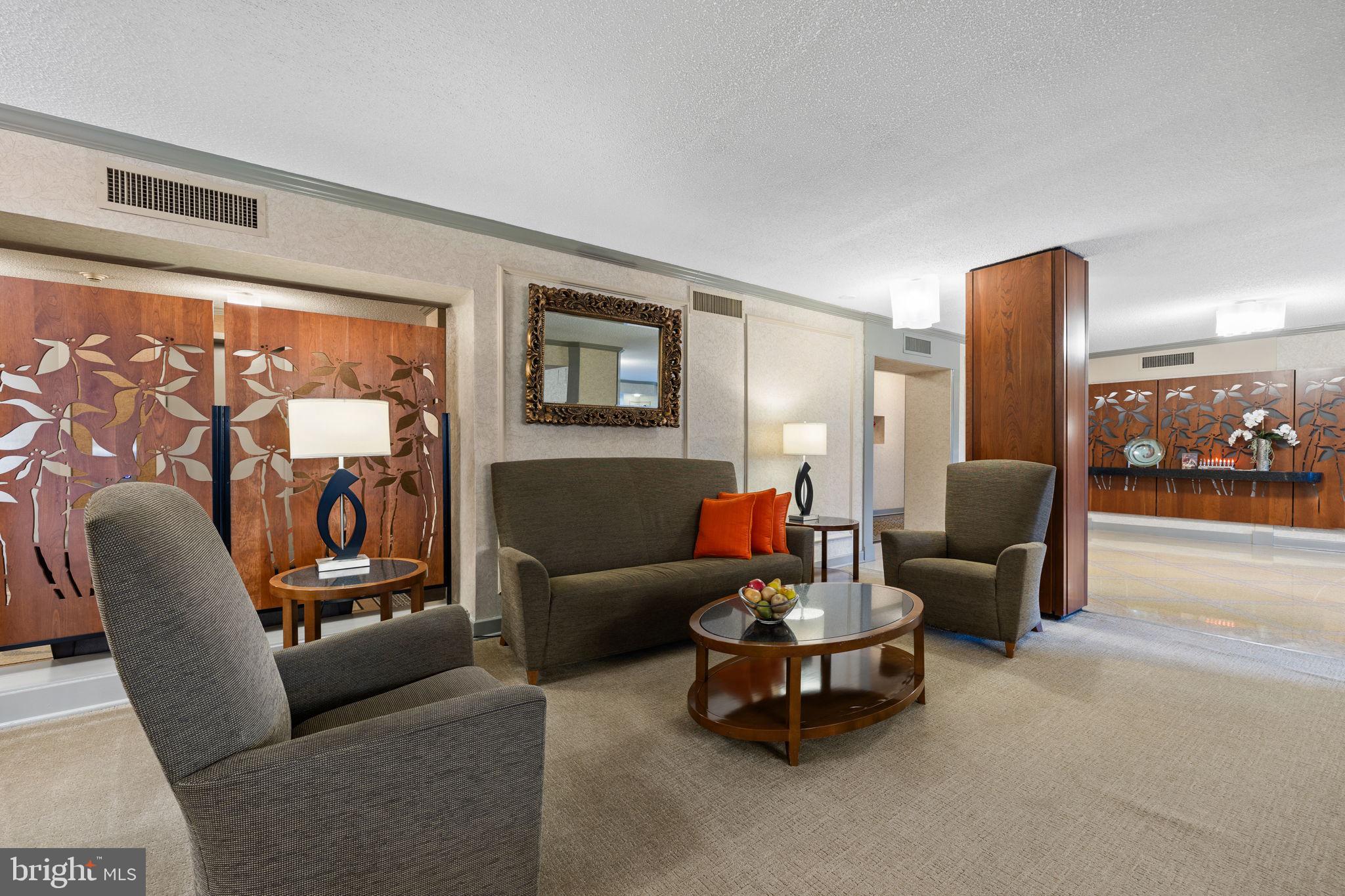 MONTEBELLO - Residential