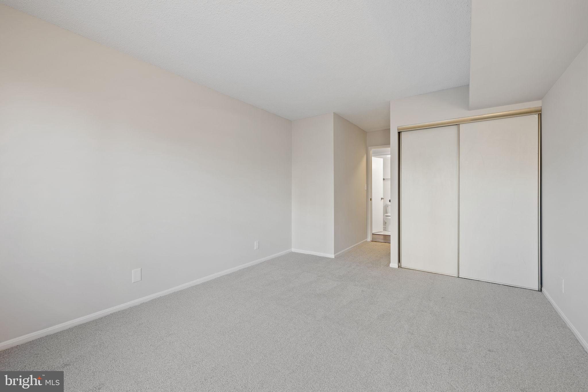 MONTEBELLO - Residential