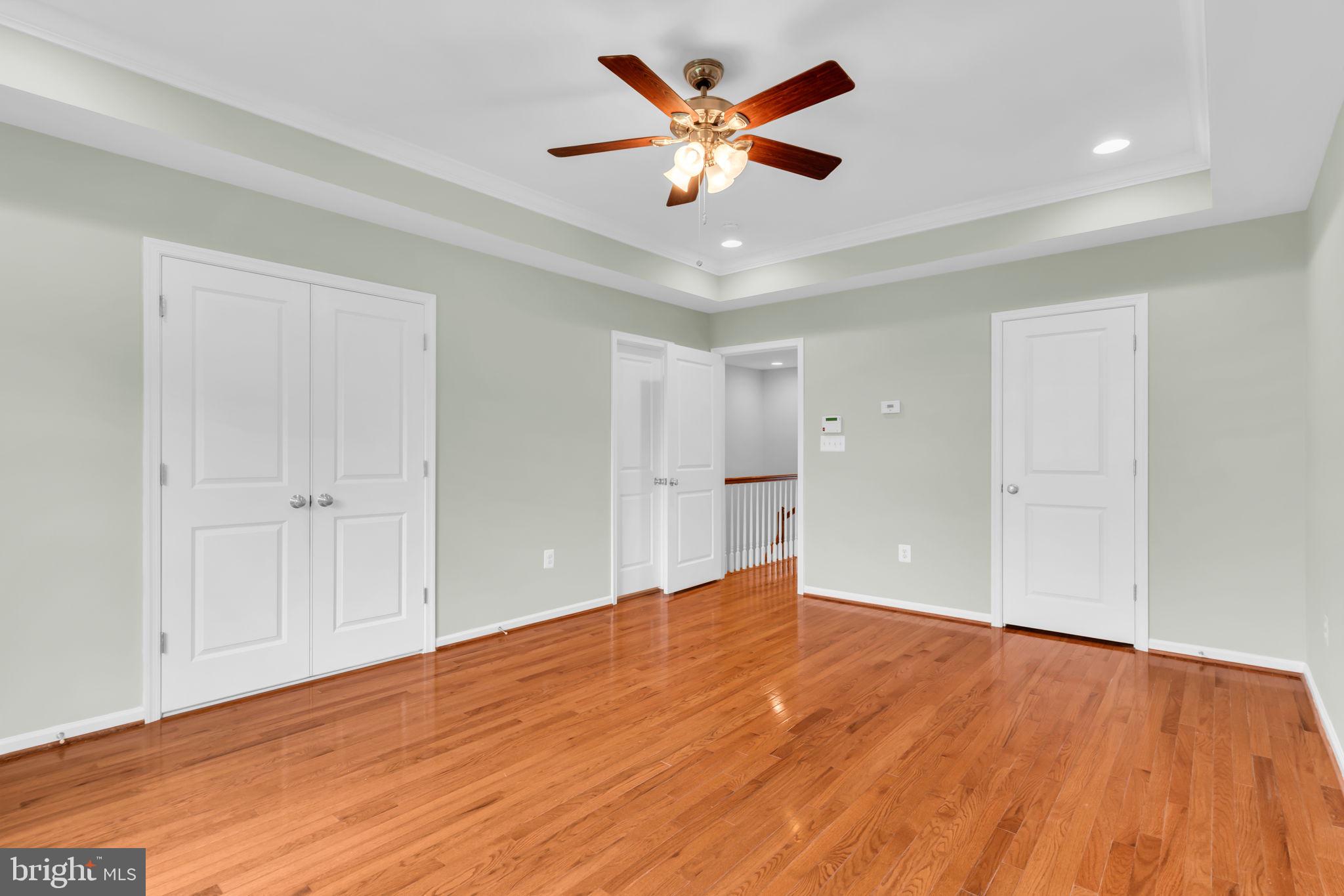 DULLES FARMS COMMUNITY ASSOCIATION - Residential