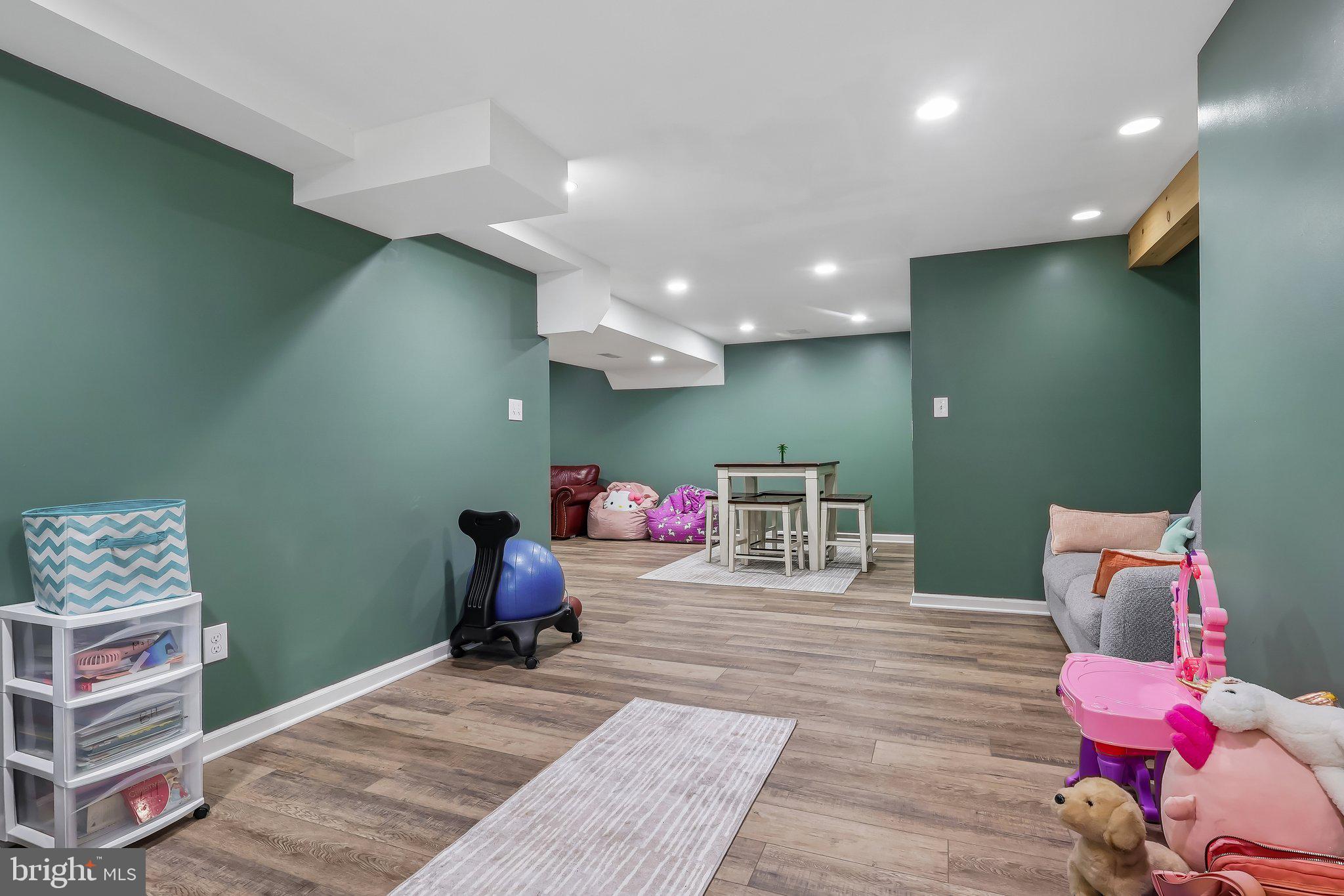 CRANBERRY ESTATES - Residential