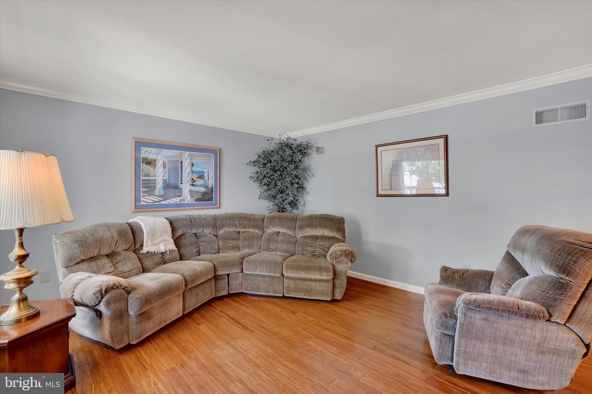EQUINE MEADOWS - Residential