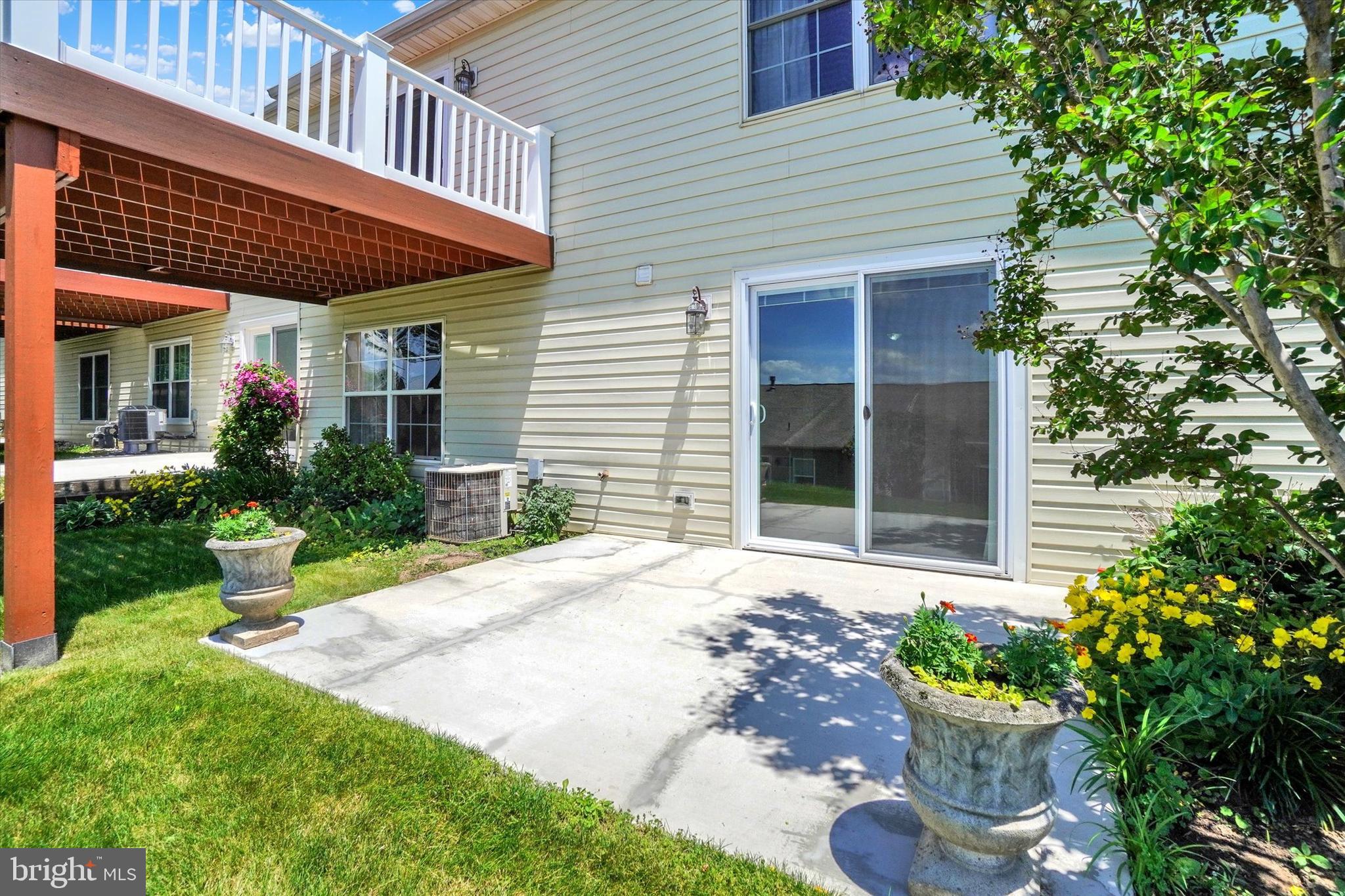 EQUINE MEADOWS - Residential