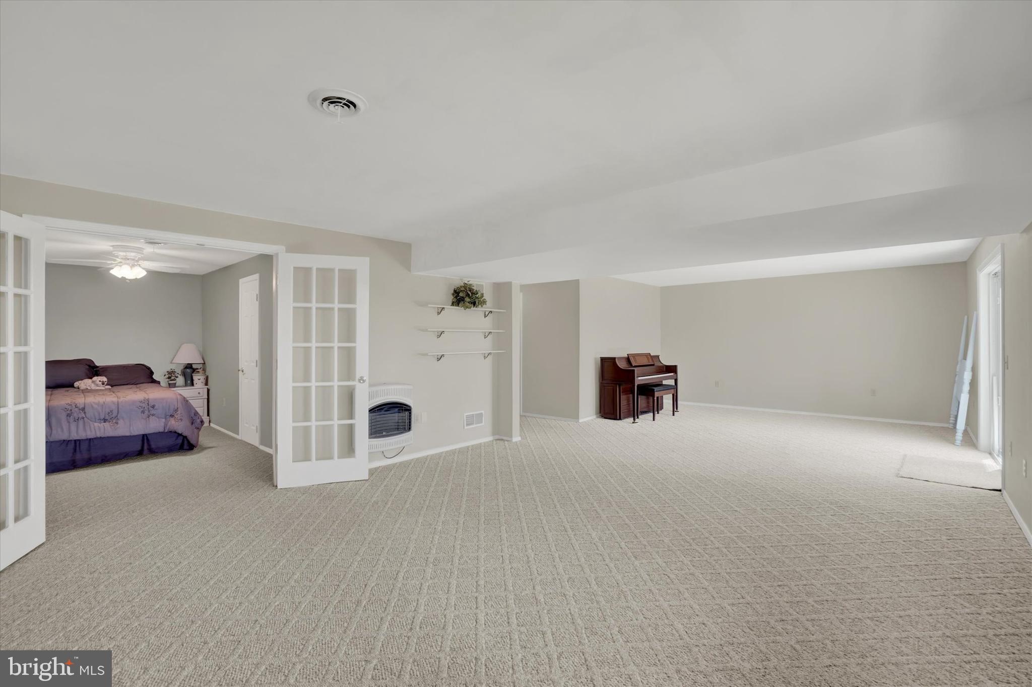 EQUINE MEADOWS - Residential