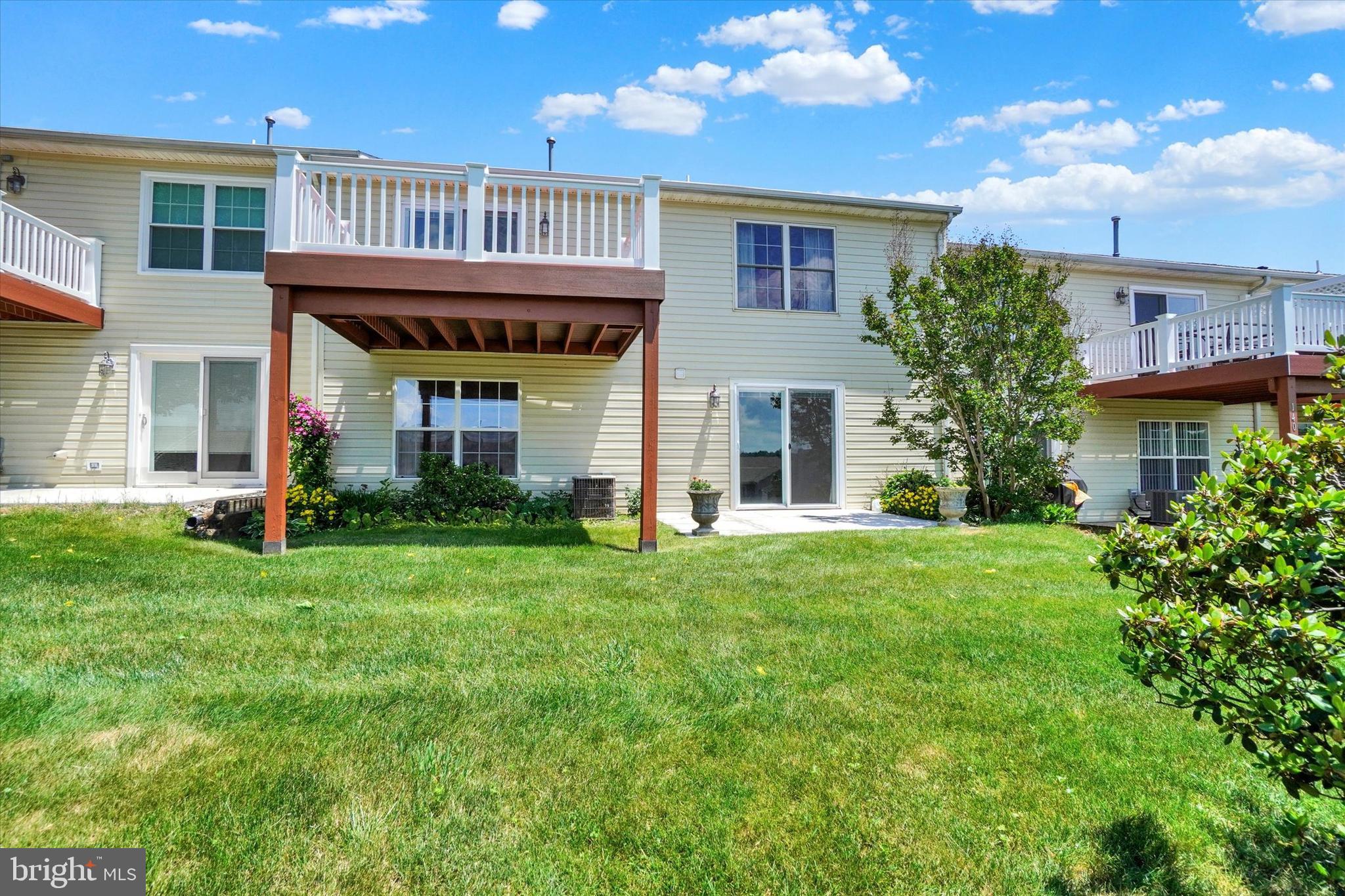 EQUINE MEADOWS - Residential
