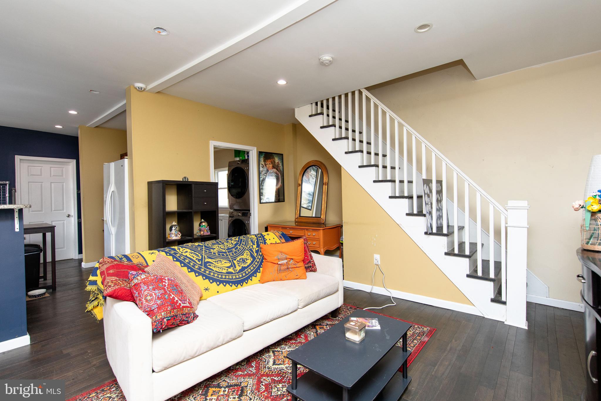 CROYDON HGTS - Residential