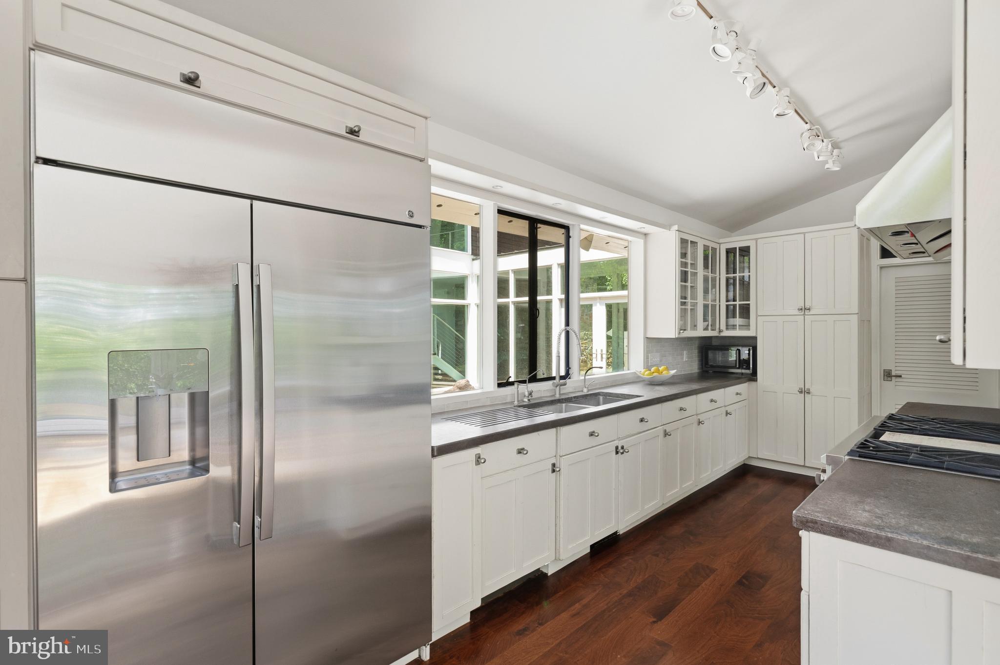 BANNOCKBURN - Residential