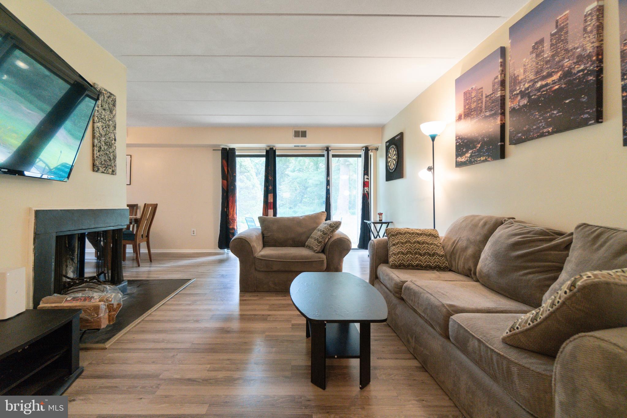 TOWN CENTER - Residential