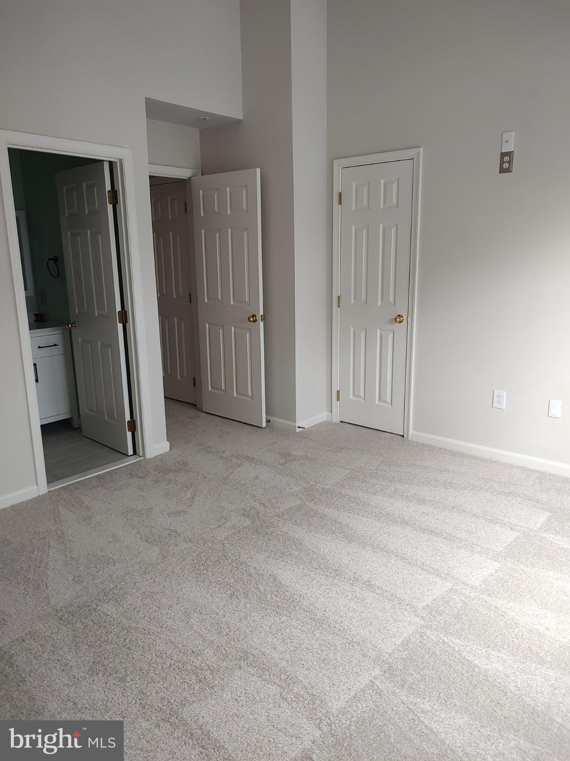 PINEY ORCHARD - Residential