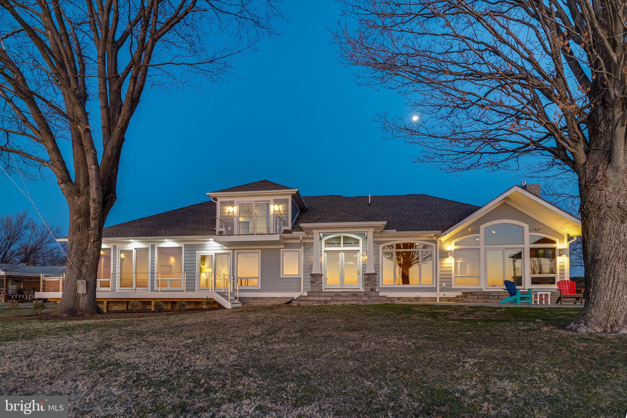 WATERLOO SHORES - Residential