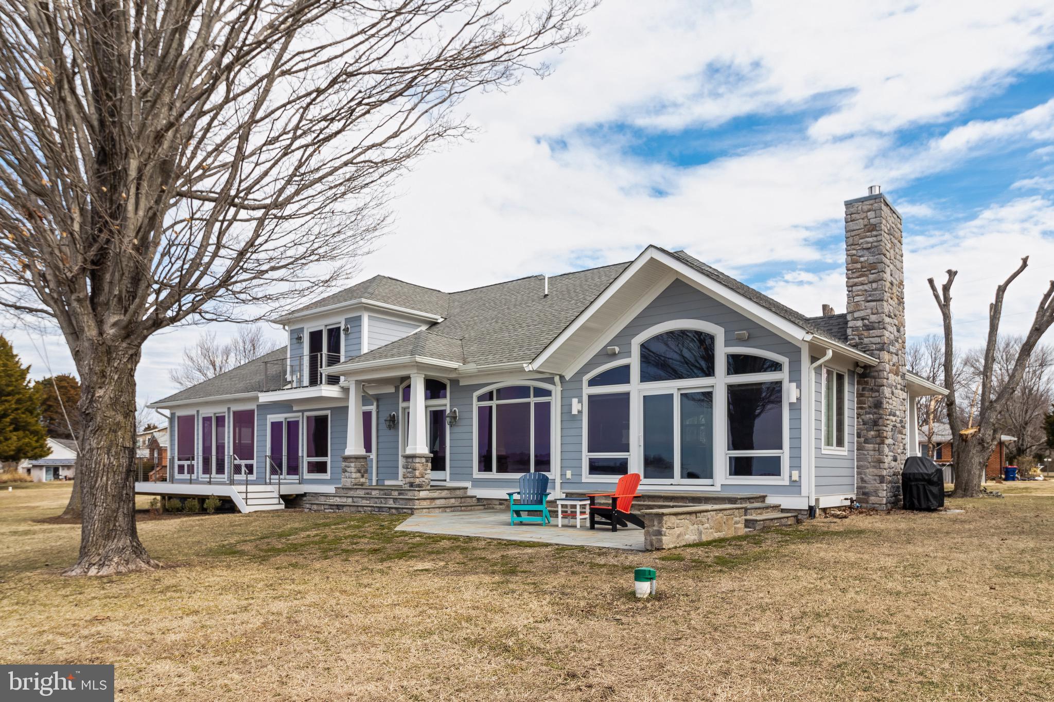 WATERLOO SHORES - Residential