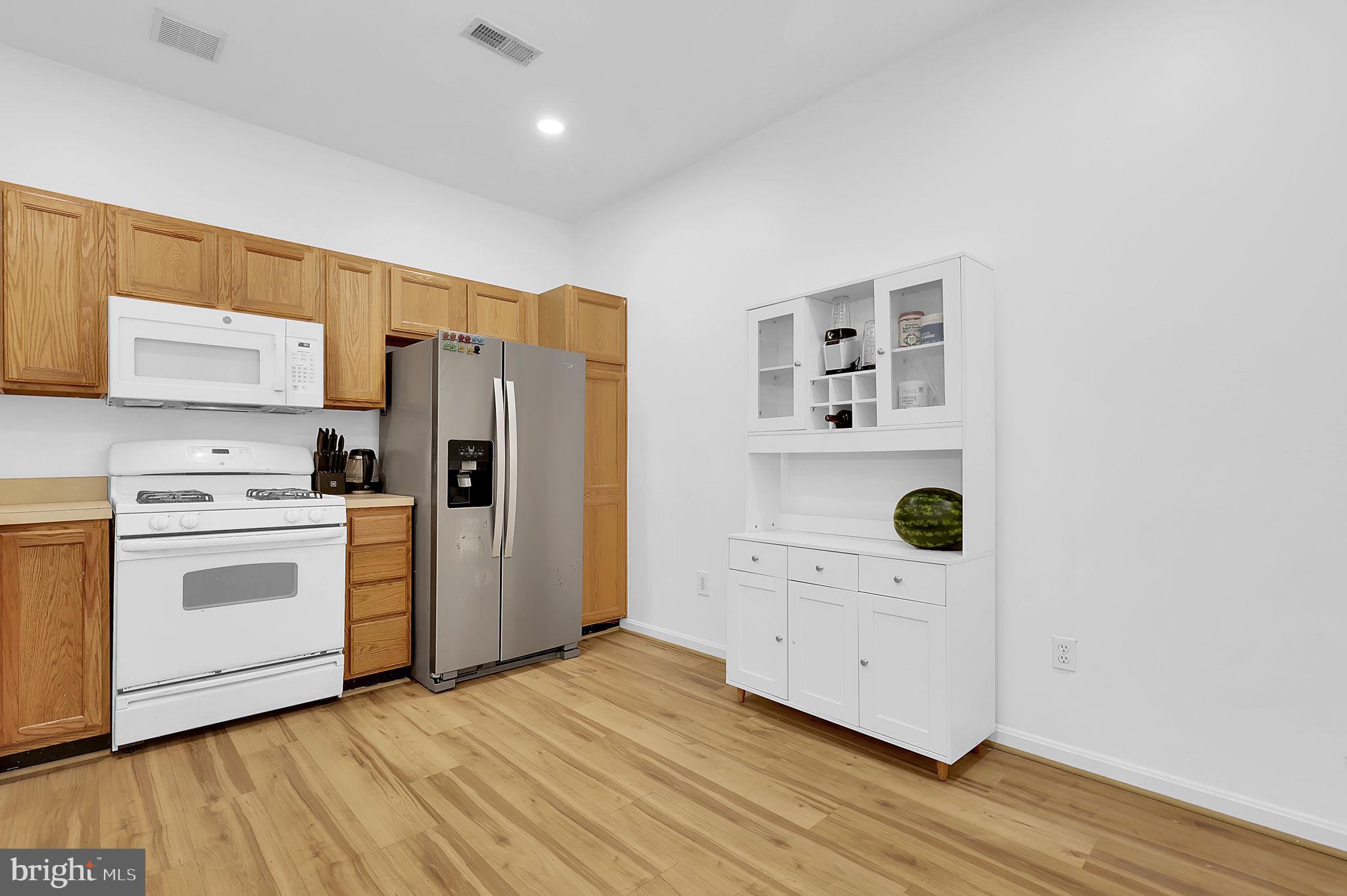 GERMANTOWN ESTATES - Residential