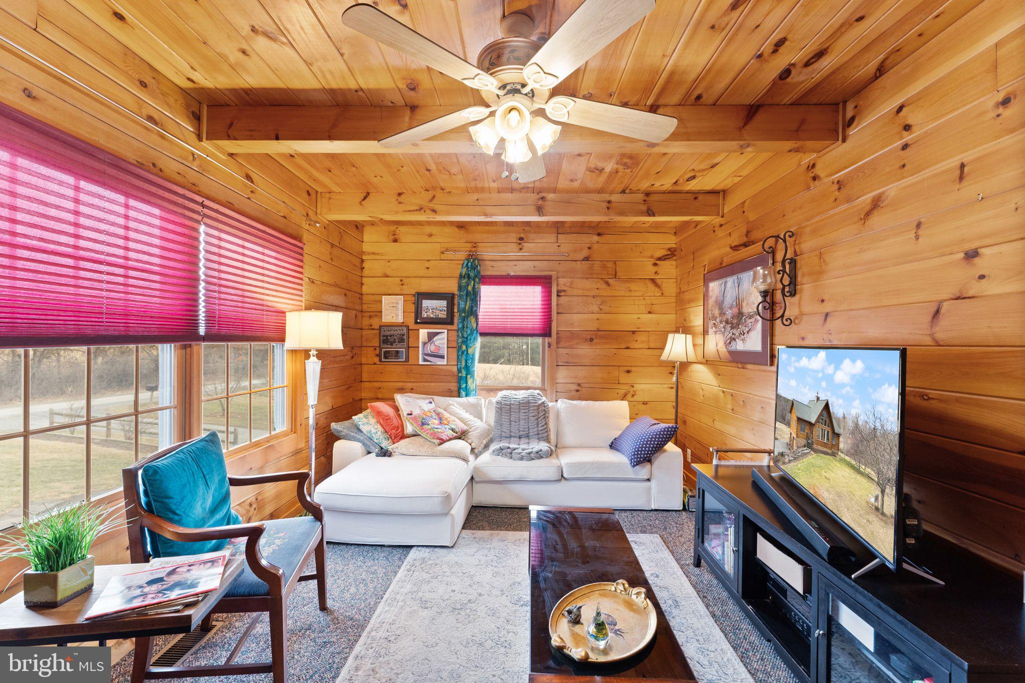 FOXBORO FARM - Residential
