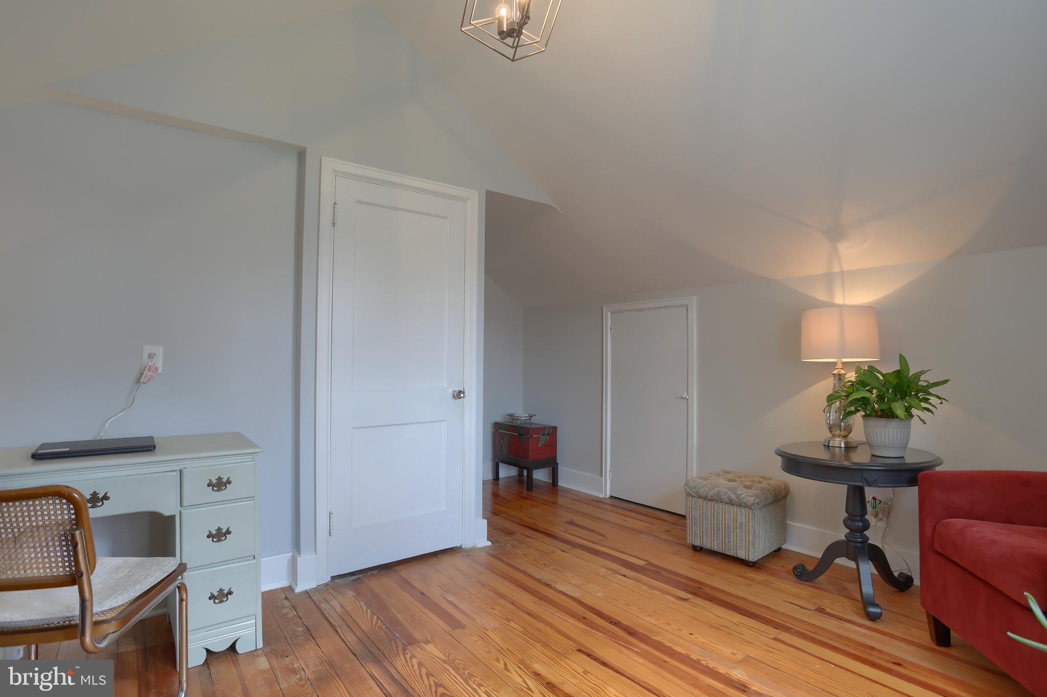 PALMYRA BOROUGH - Residential