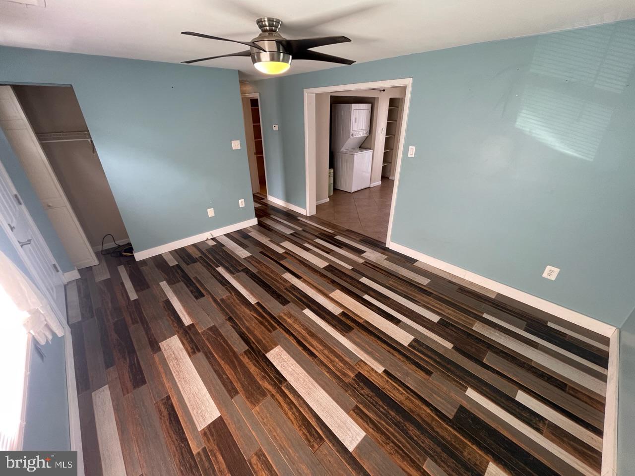 CEDARHURST ON THE BAY - Residential