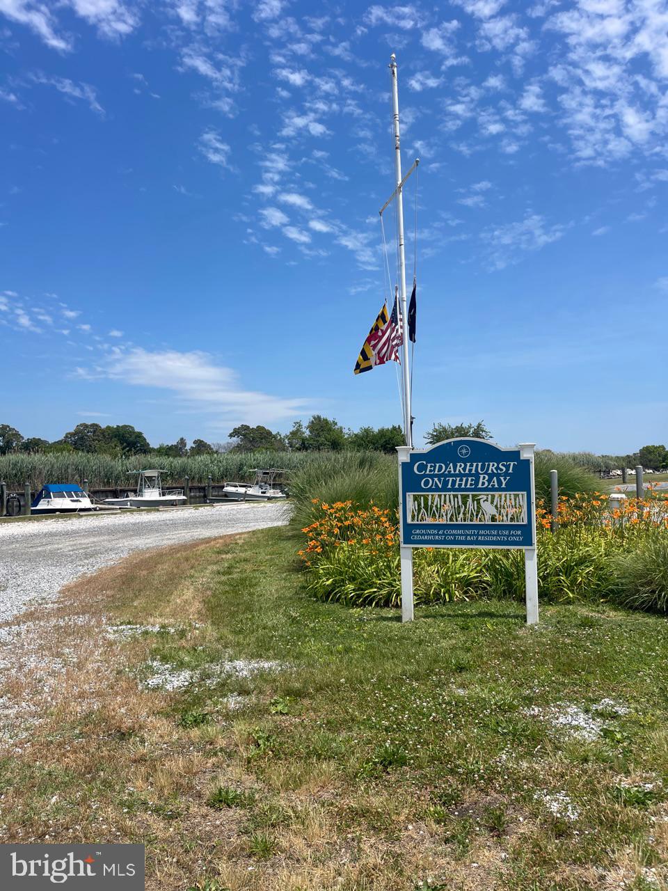 CEDARHURST ON THE BAY - Residential