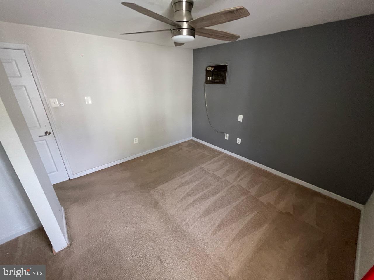 CEDARHURST ON THE BAY - Residential