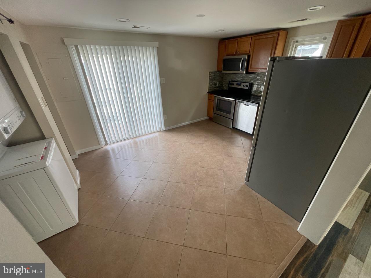 CEDARHURST ON THE BAY - Residential