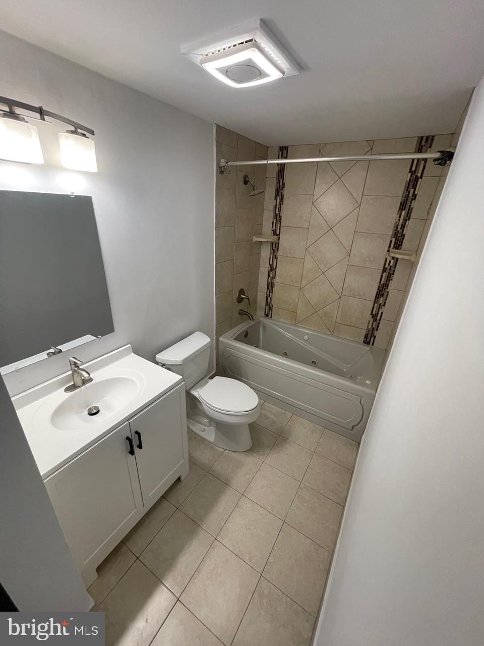 CEDARHURST ON THE BAY - Residential