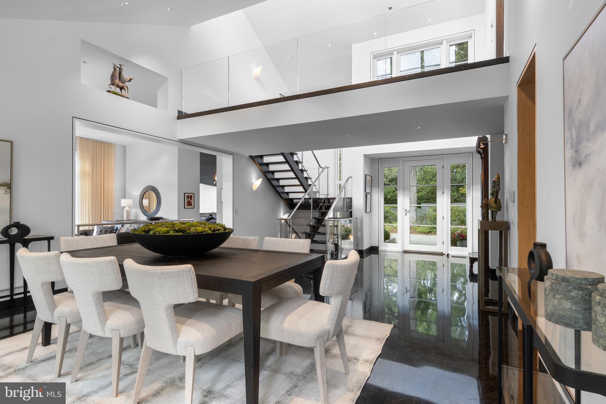 RAVENSCLIFF - Residential
