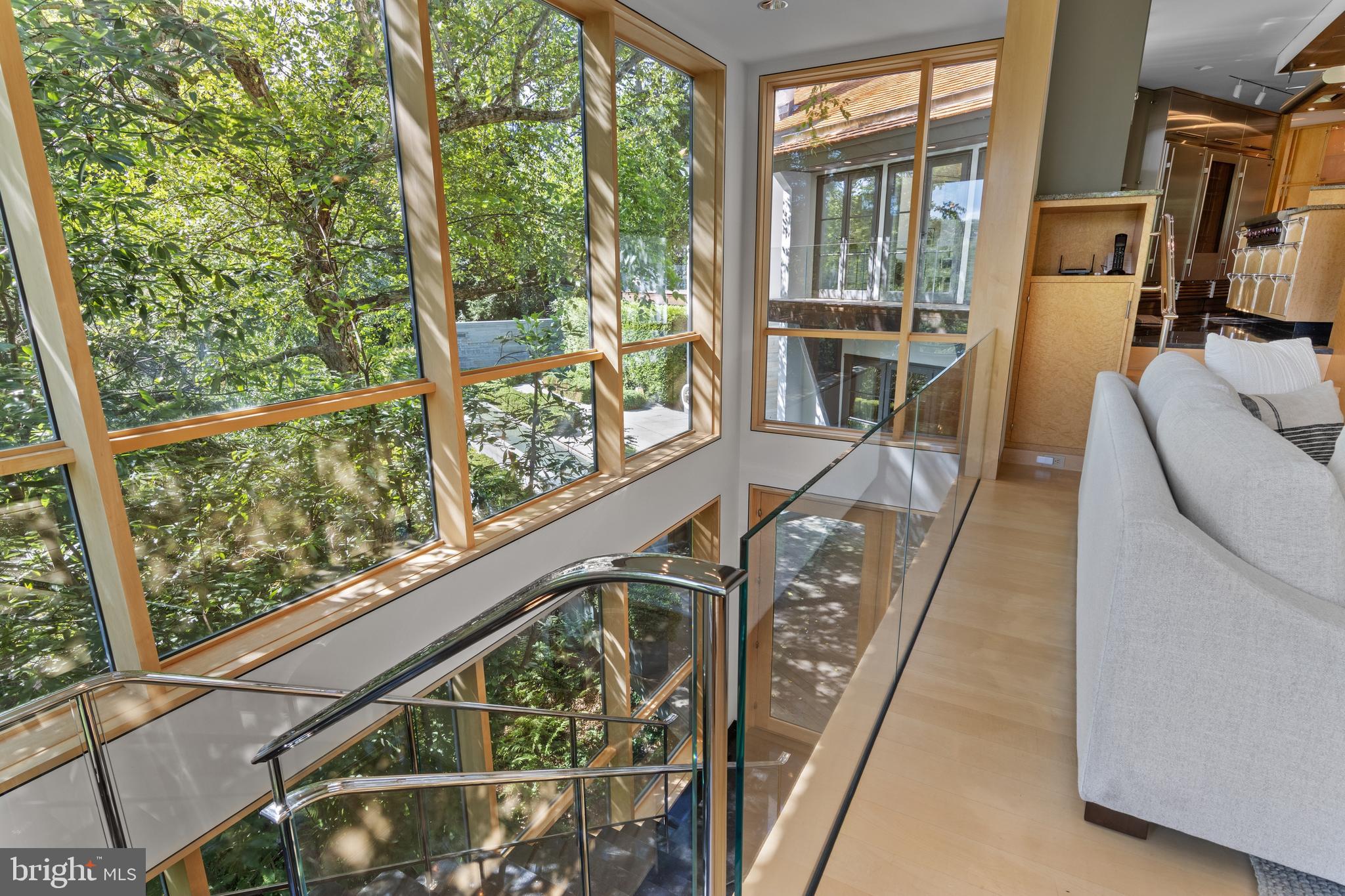 RAVENSCLIFF - Residential