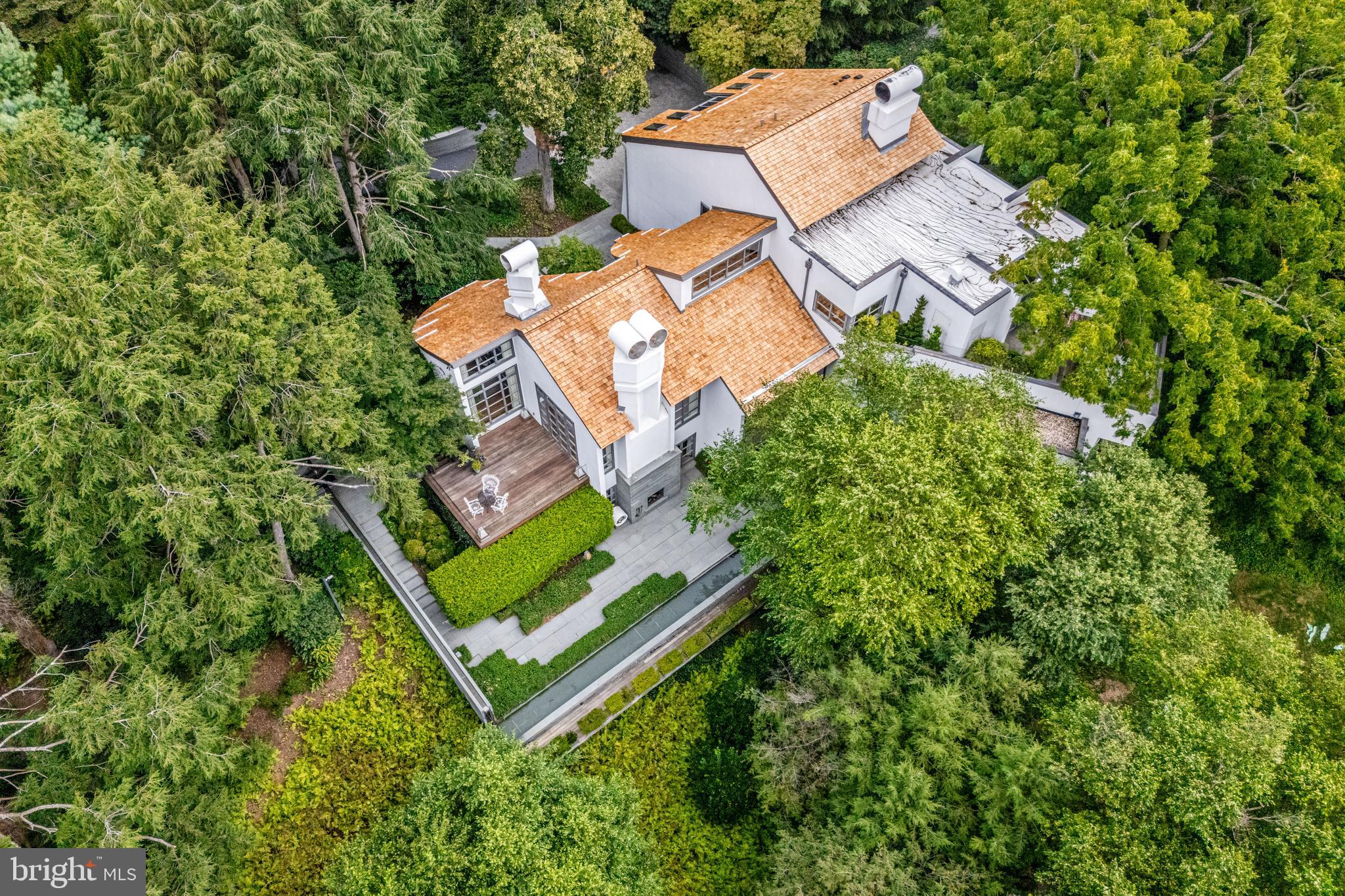 RAVENSCLIFF - Residential