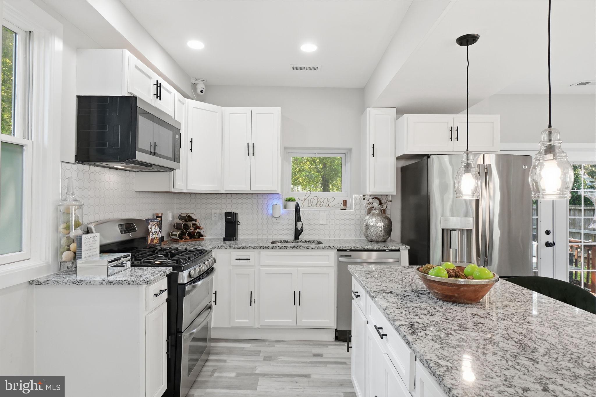 HAMILTON HEIGHTS - Residential