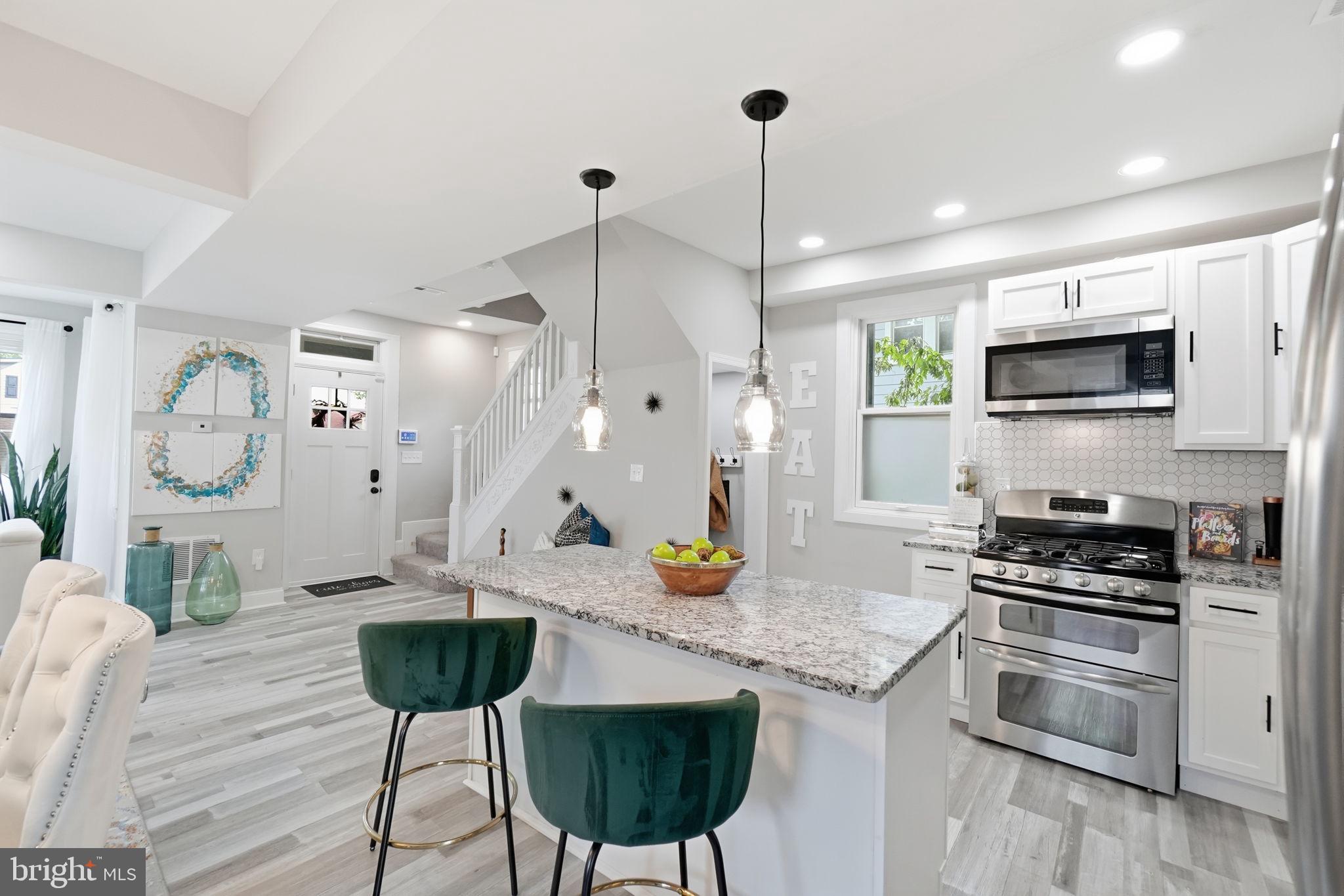HAMILTON HEIGHTS - Residential