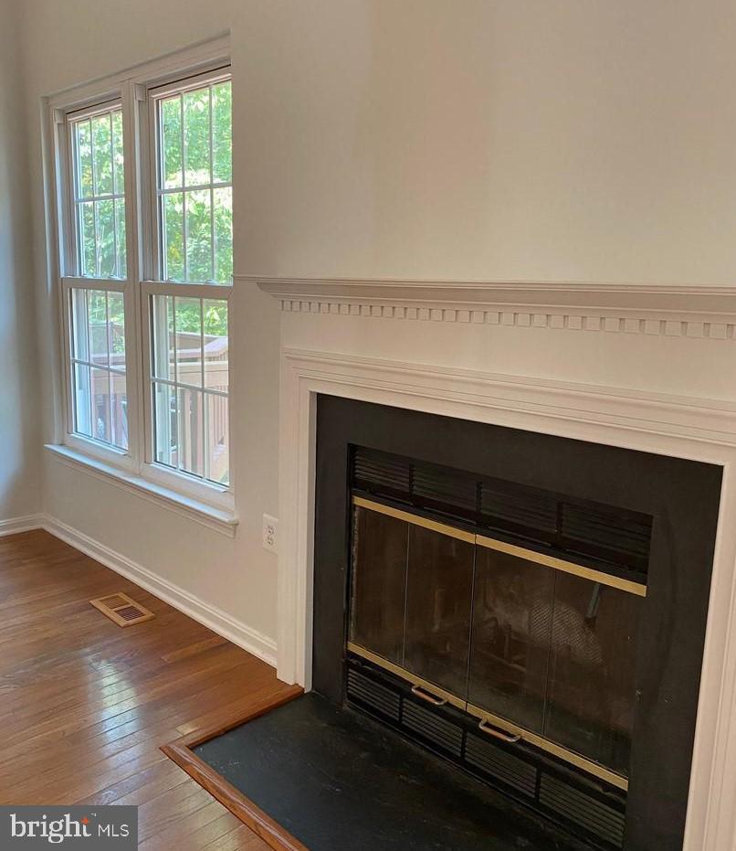 WOODGATE MANOR - Residential Lease