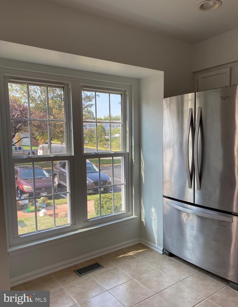 WOODGATE MANOR - Residential Lease