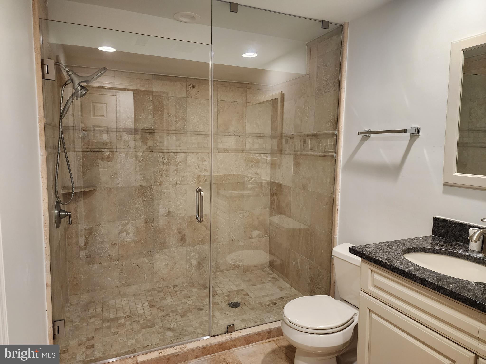 WOODGATE MANOR - Residential Lease
