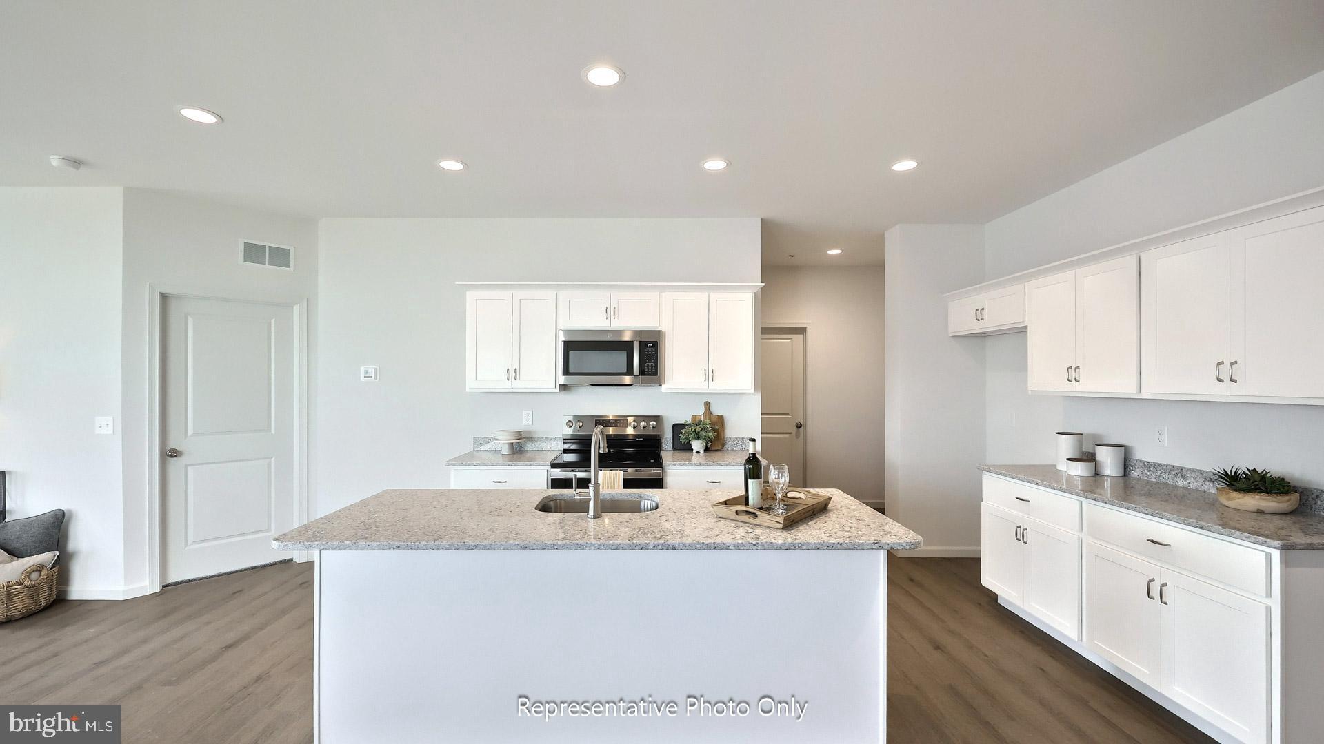 IRON MILL TOWNES - Residential