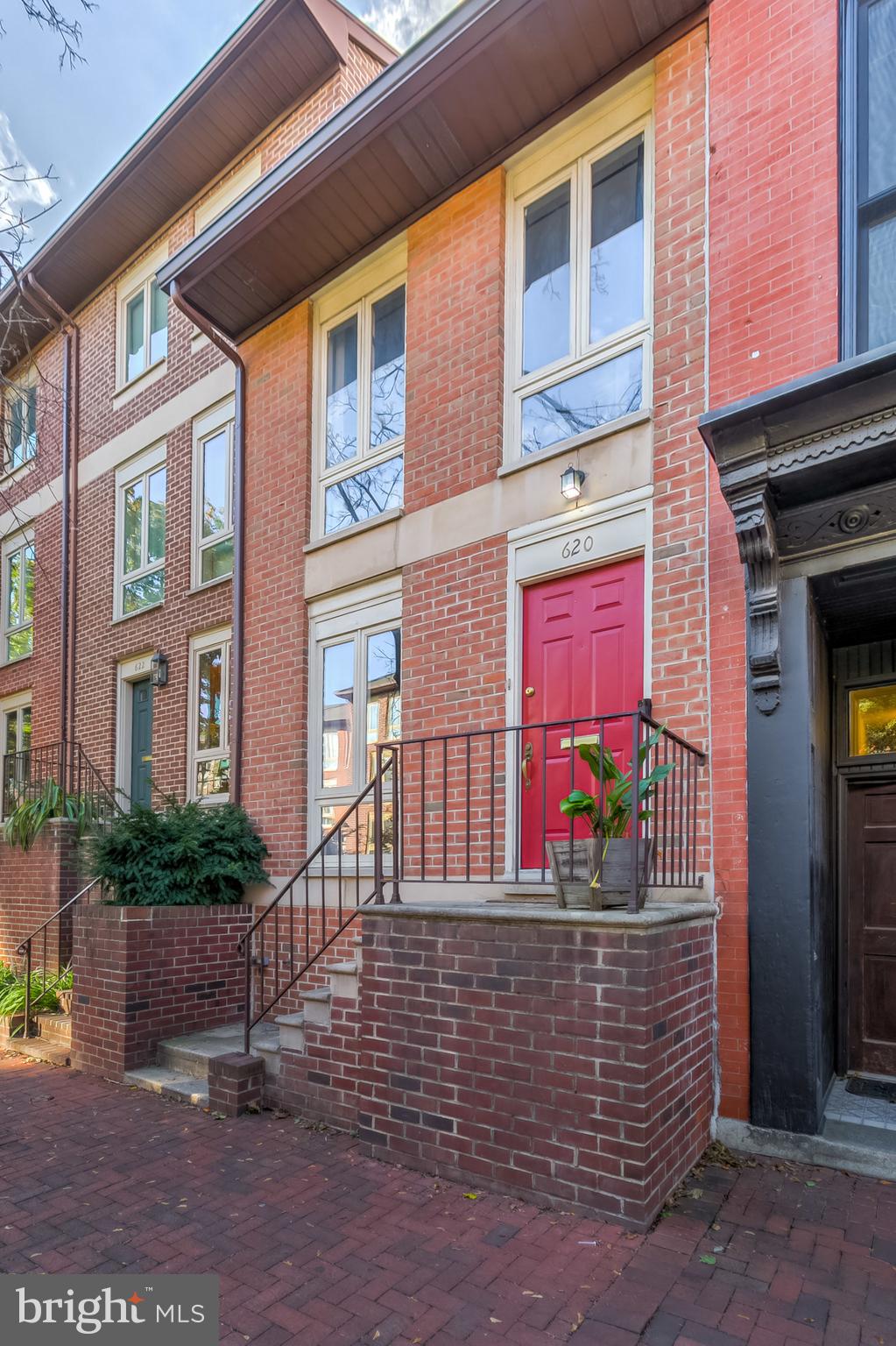 Beautifully updated, 2-3 bedroom HarborWalk townhome in the perfect Otterbein location with 1 off street dedicated parking space. 620 S. Hanover sits right on tranquil Wheel Park and backs to York Street Park with full grown trees surrounding a beautiful cobblestone street. The freshly painted, neutral home has three finished levels with a large, open concept main level -- wider and larger than all the other similar homes nearby. You'll be amazed by the extra space, expanded room sizes, and so much storage. The upper level boasts two large bedrooms and en suite bathrooms. Endless opportunity exists for a home office, guest bedroom, or just extra storage with the large finished basement. Private patio off the main level is ideal for outdoor dining with friends. Walking distance to everything downtown has to offer including the Inner Harbor, central business district and Federal Hill shops, markets, and restaurants.