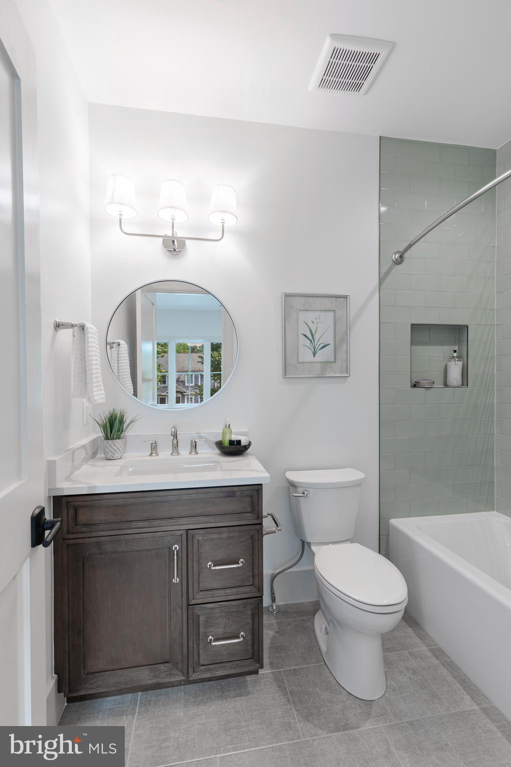 WAYCROFT - WOODLAWN - Residential