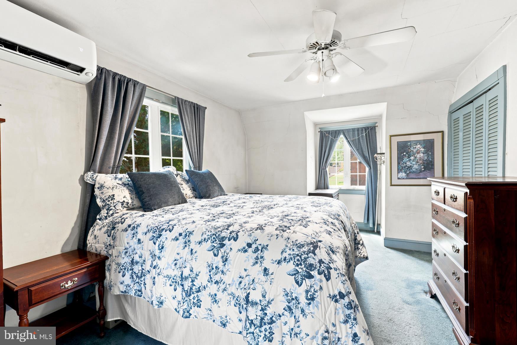SOMERTON - Residential