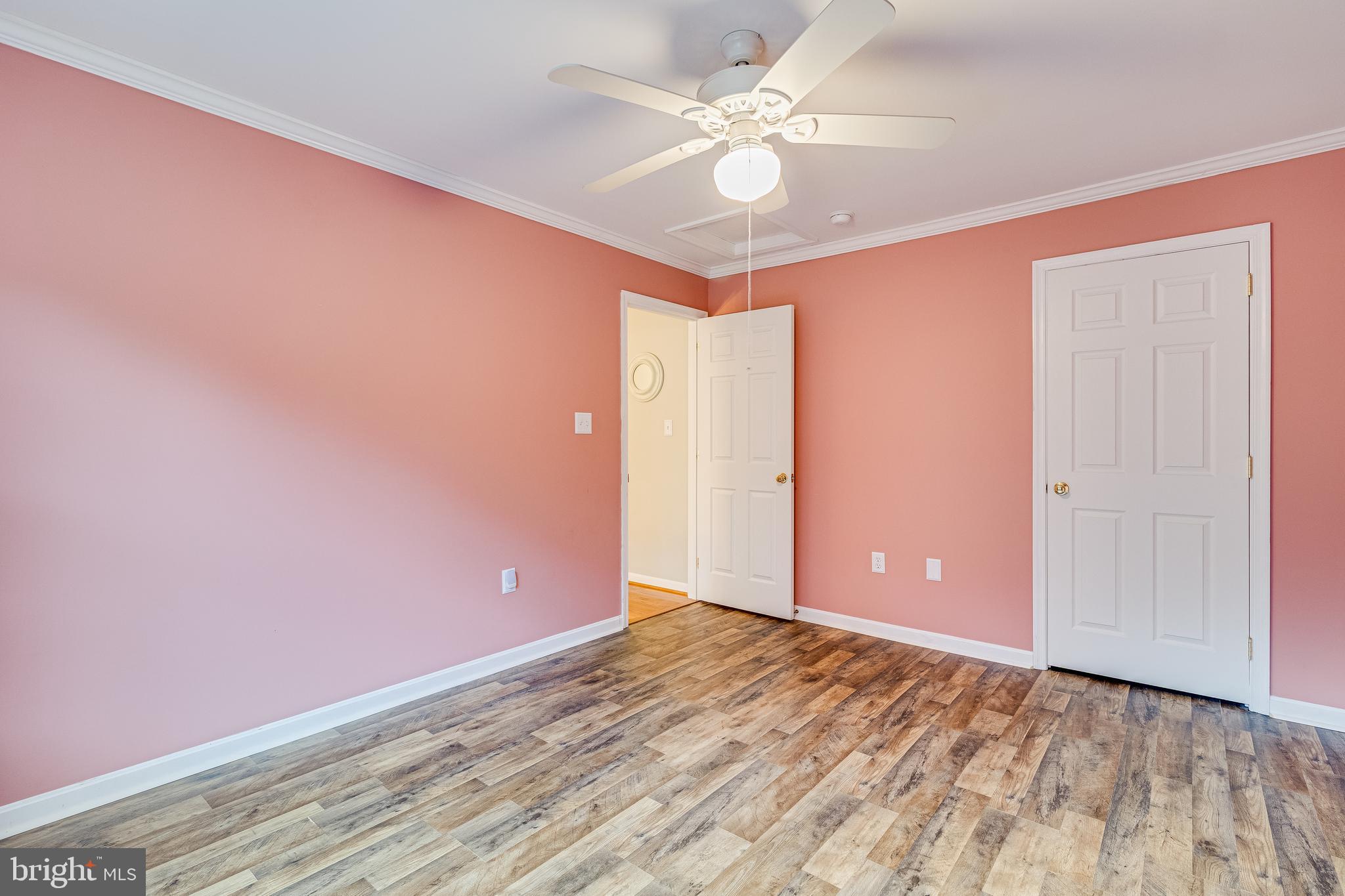 LONG BEACH - Residential