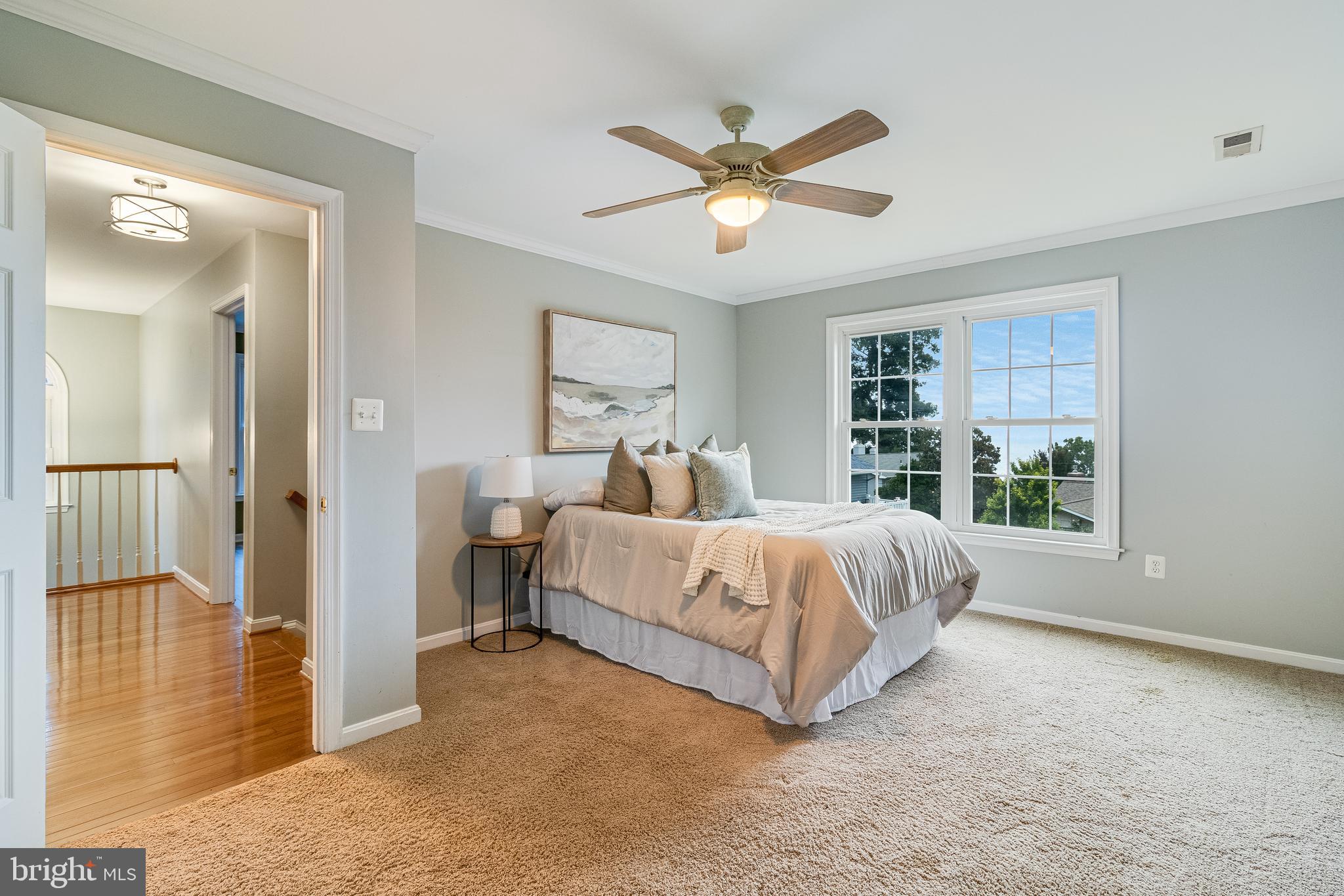 LONG BEACH - Residential