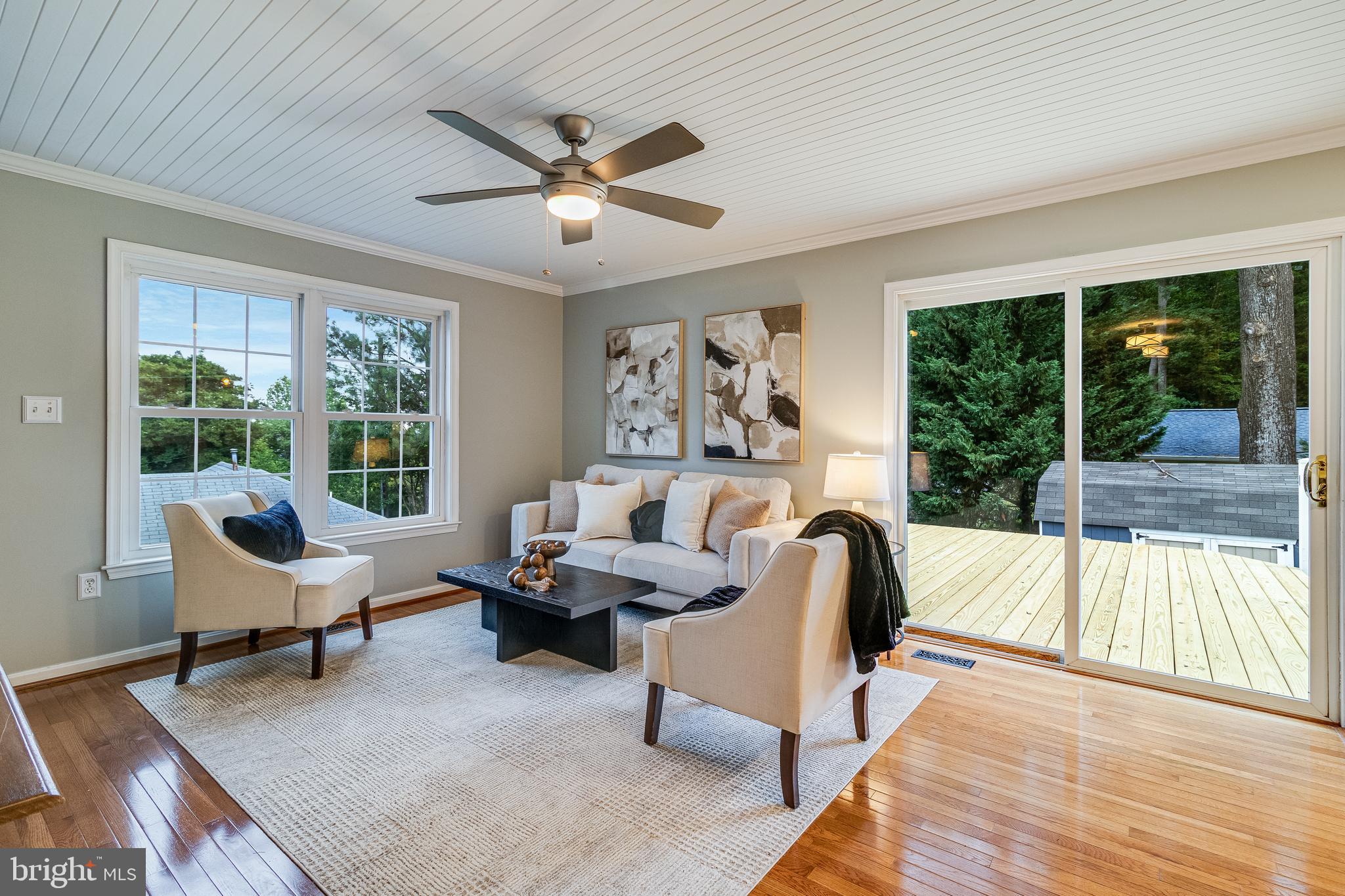 LONG BEACH - Residential