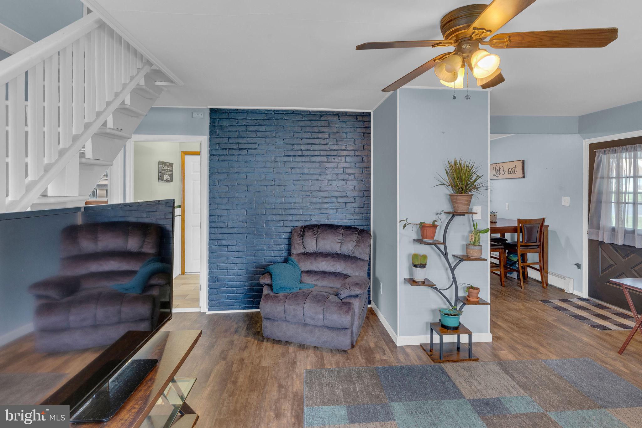 RED CEDAR HILL - Residential